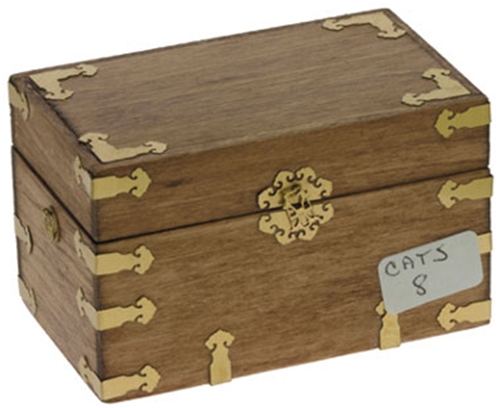 Dollhouse Miniature Wooden Trunk Kit