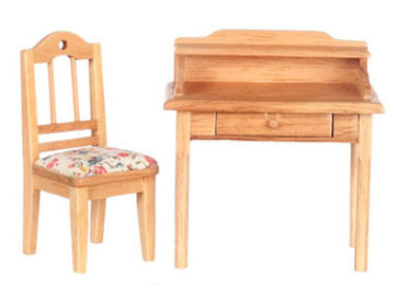 Small Desk with Chair, Oak