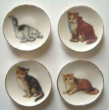 Dollhouse Miniature 4 Laying & Sitting Cat Plates