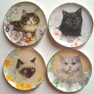 Dollhouse Miniature 4 Pastel Cat Plates
